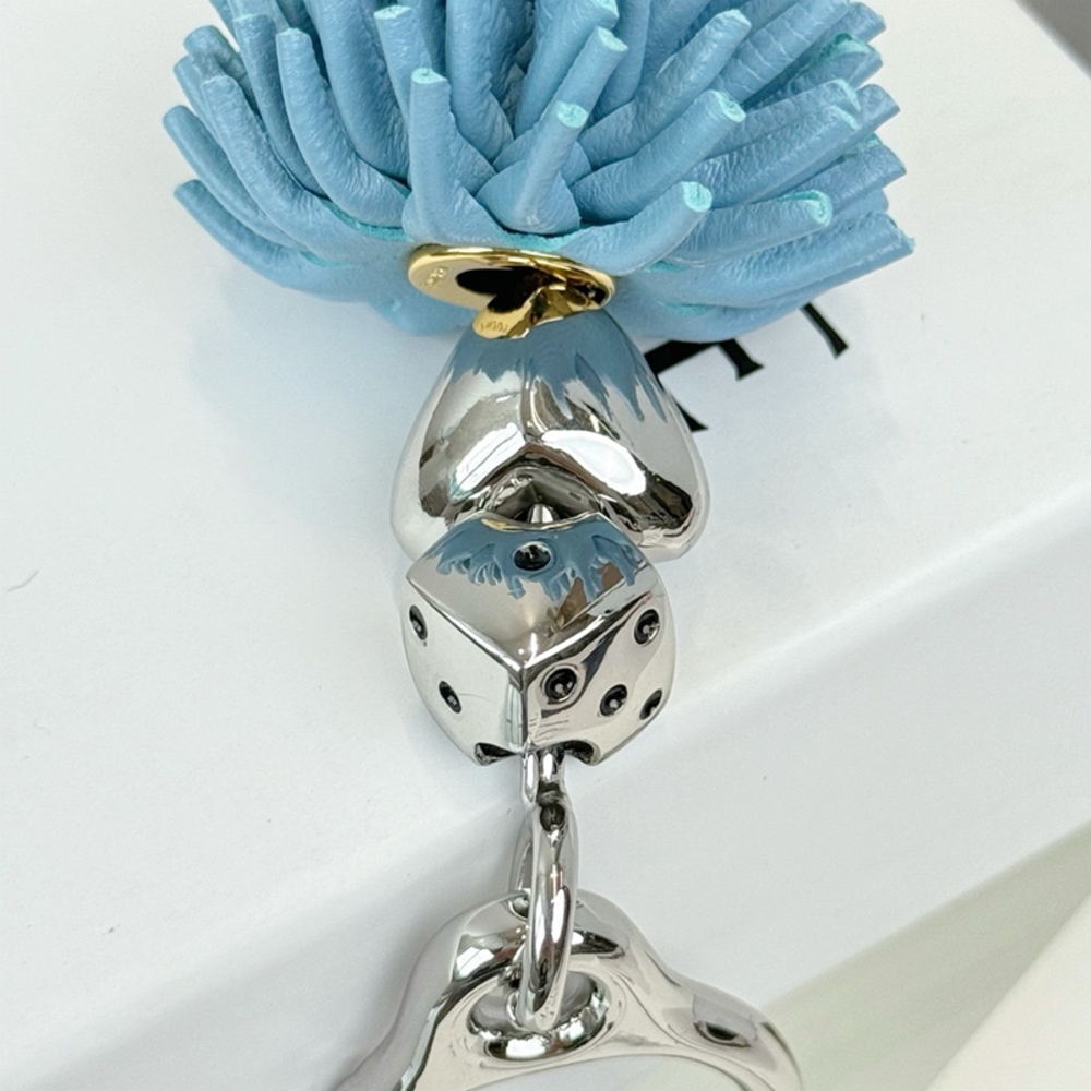 Loewe Charm - Picture 4 of 6